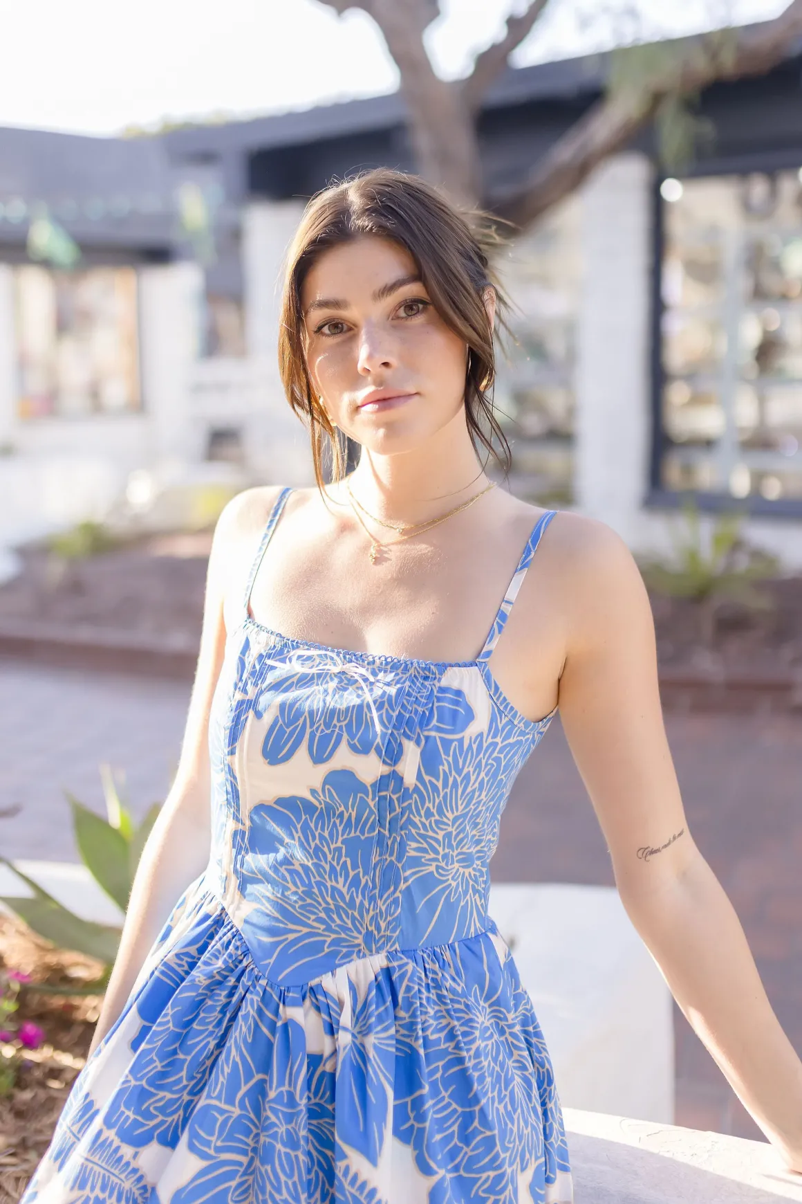 Alexa Sleeveless Back Cut Out Floral Print Midi Dress Blue