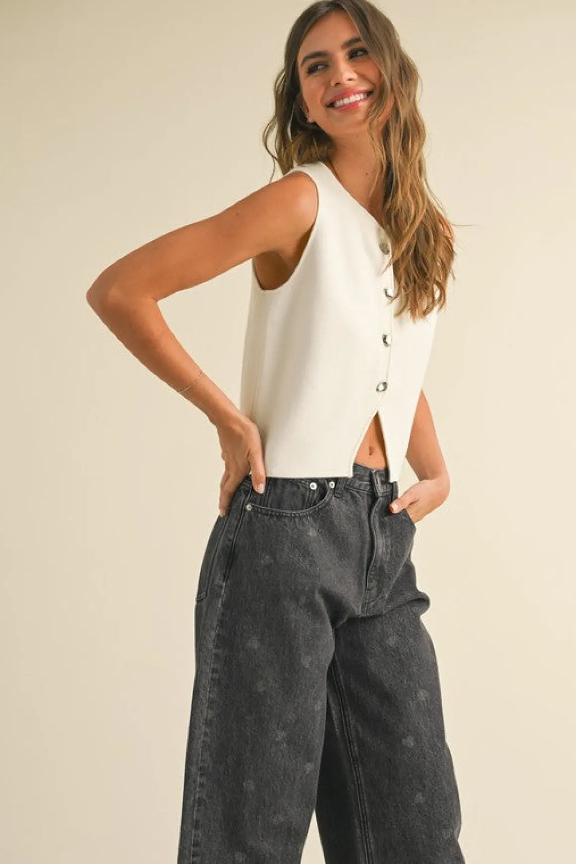 Alexis Sleeveless Button Down Knit Vest White