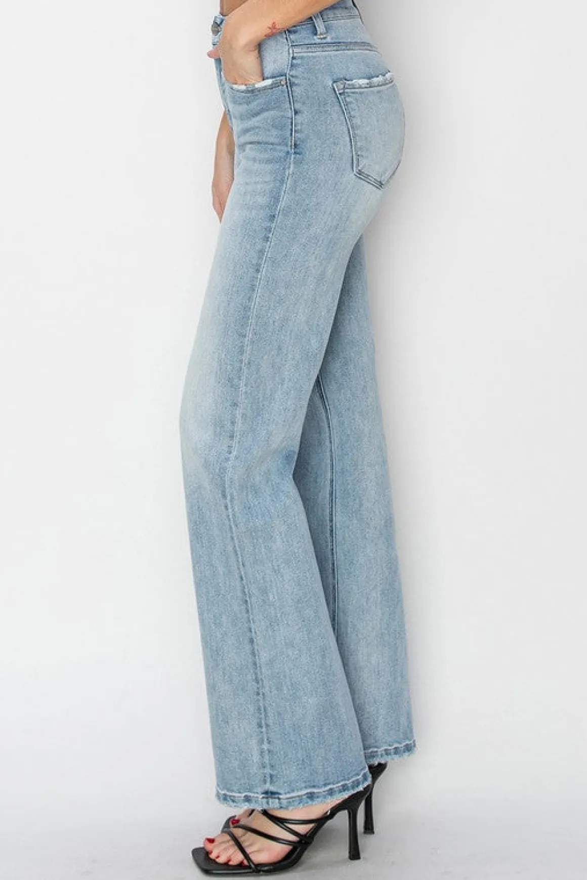 Amber High Rise Straight Leg Jeans Light Wash
