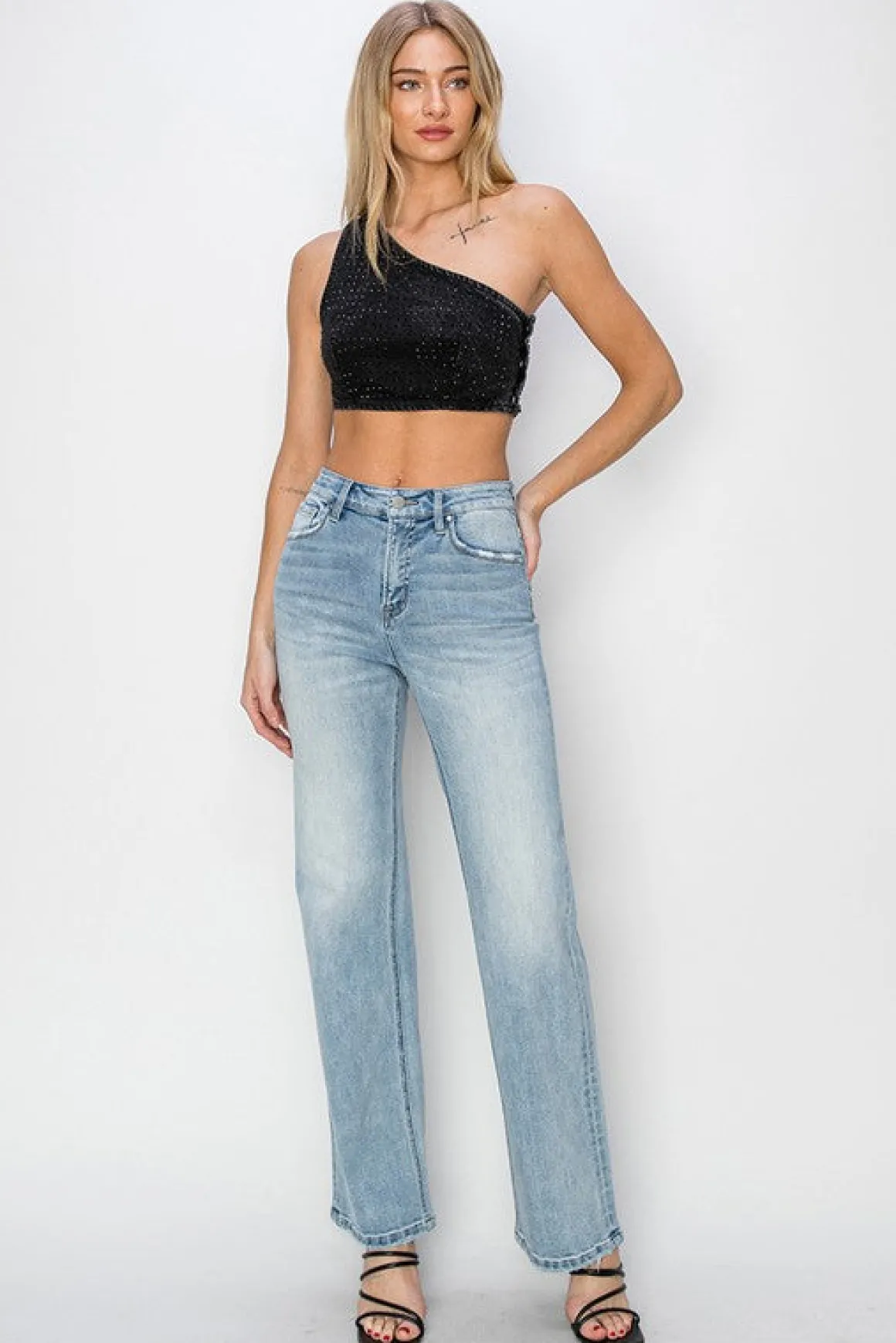 Amber High Rise Straight Leg Jeans Light Wash