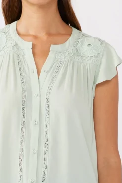 Angie Short Flutter Sleeve Button Down Embroidered Top Mint