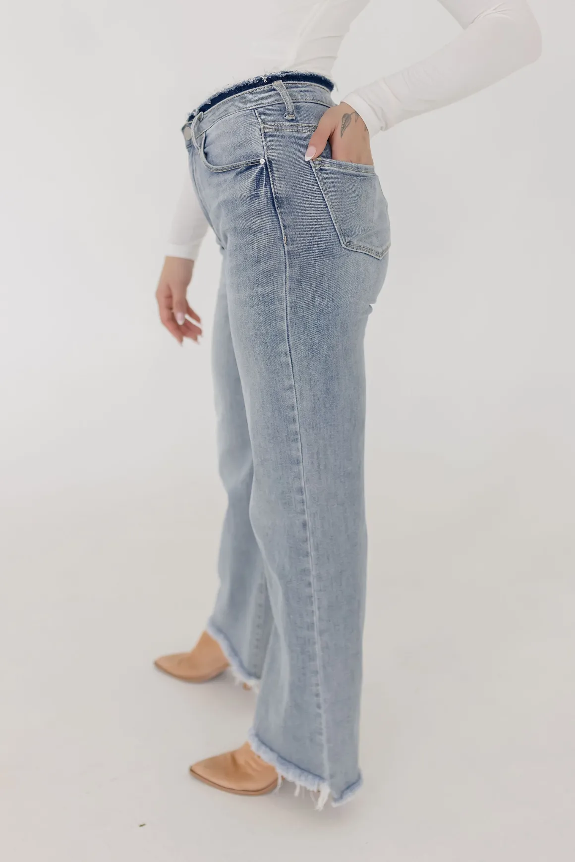Ava High Rise Wide Leg Jeans Light Wash