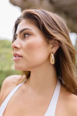 Cassie Oversized Teardrop Earrings Gold