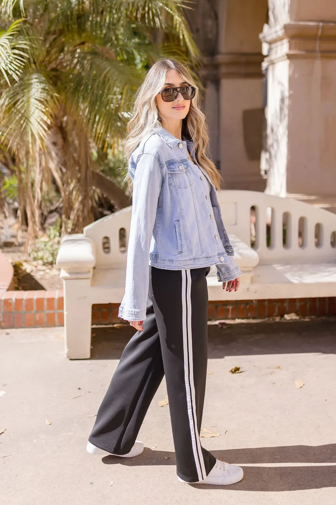Charlotte Denim Jacket Light Wash