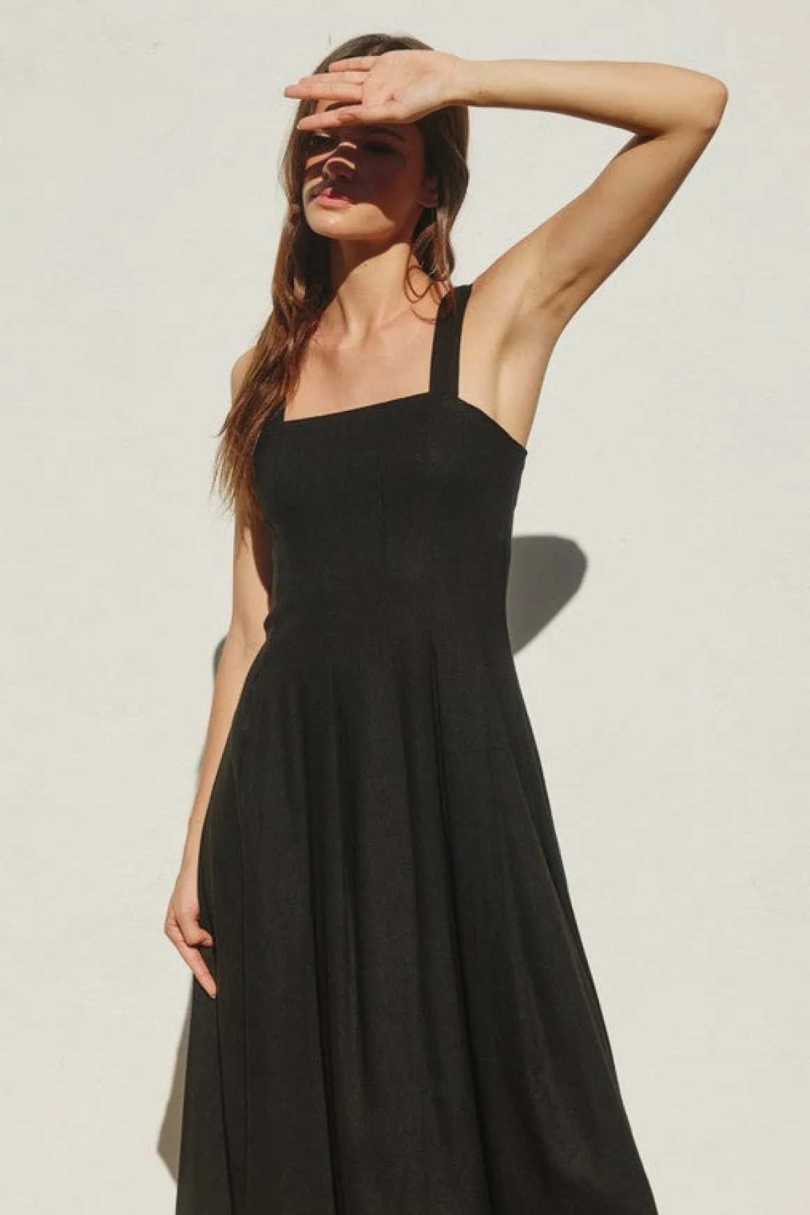 Christine Sleeveless Linen Midi Dress Black