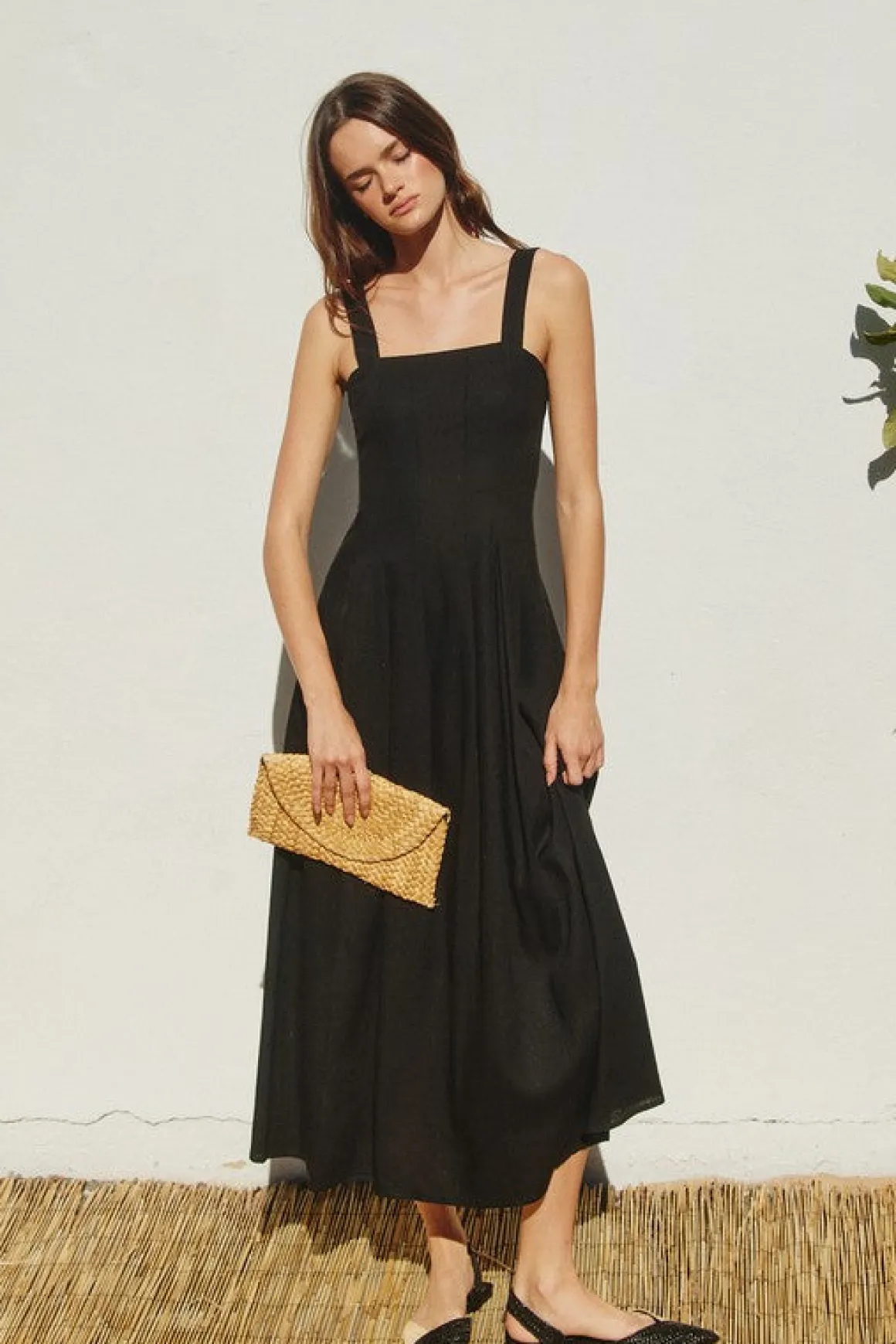 Christine Sleeveless Linen Midi Dress Black