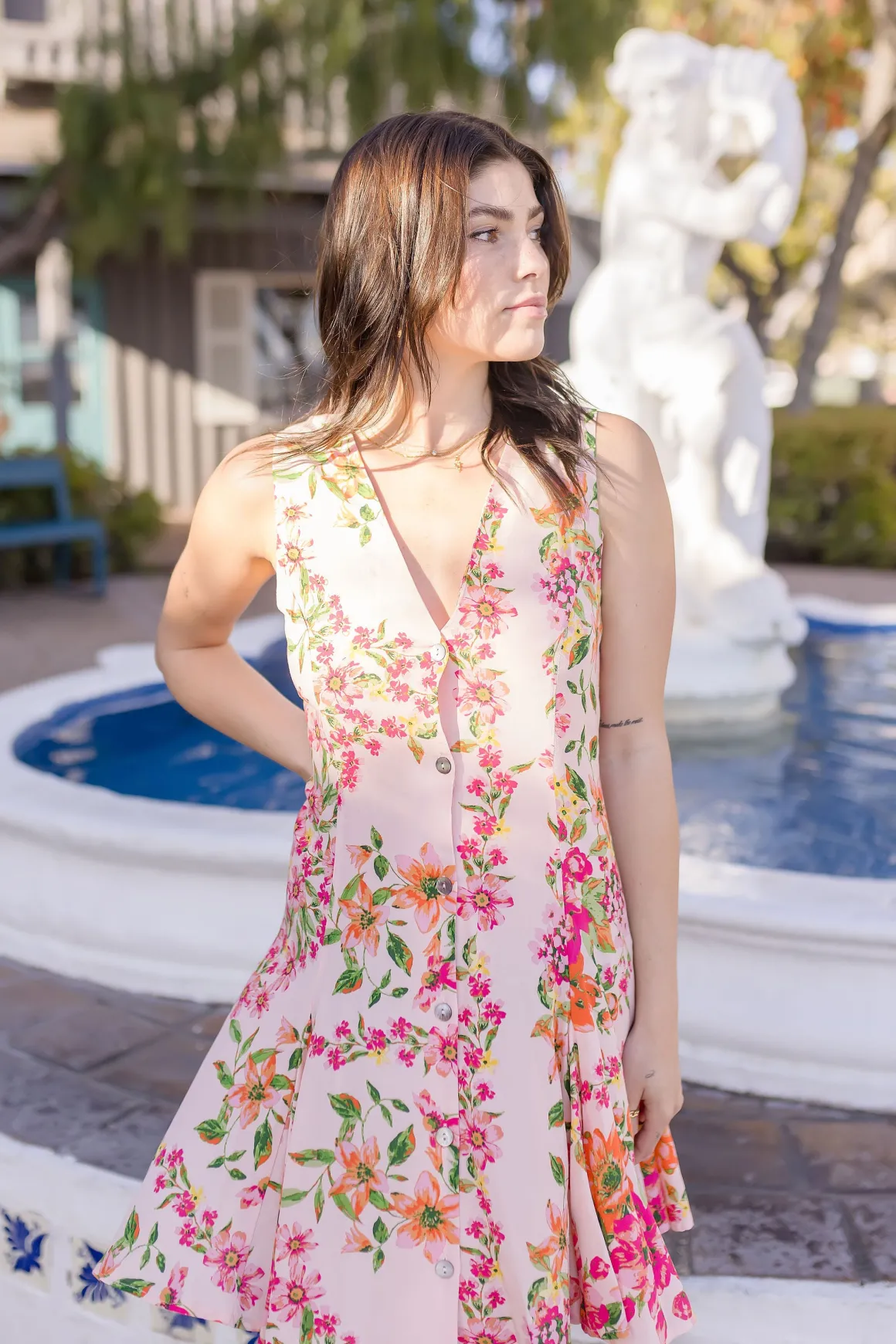 Eden Sleeveless Button Down Floral Print Mini Dress Peach