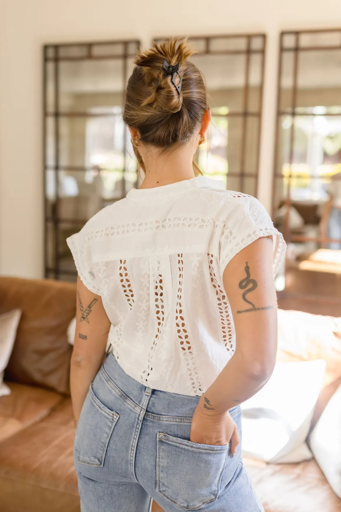 Ginger Short Sleeve Eyelet Floral Print Top White