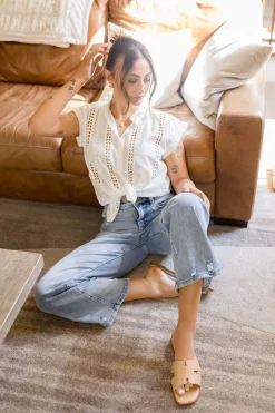 Ginger Short Sleeve Eyelet Floral Print Top White