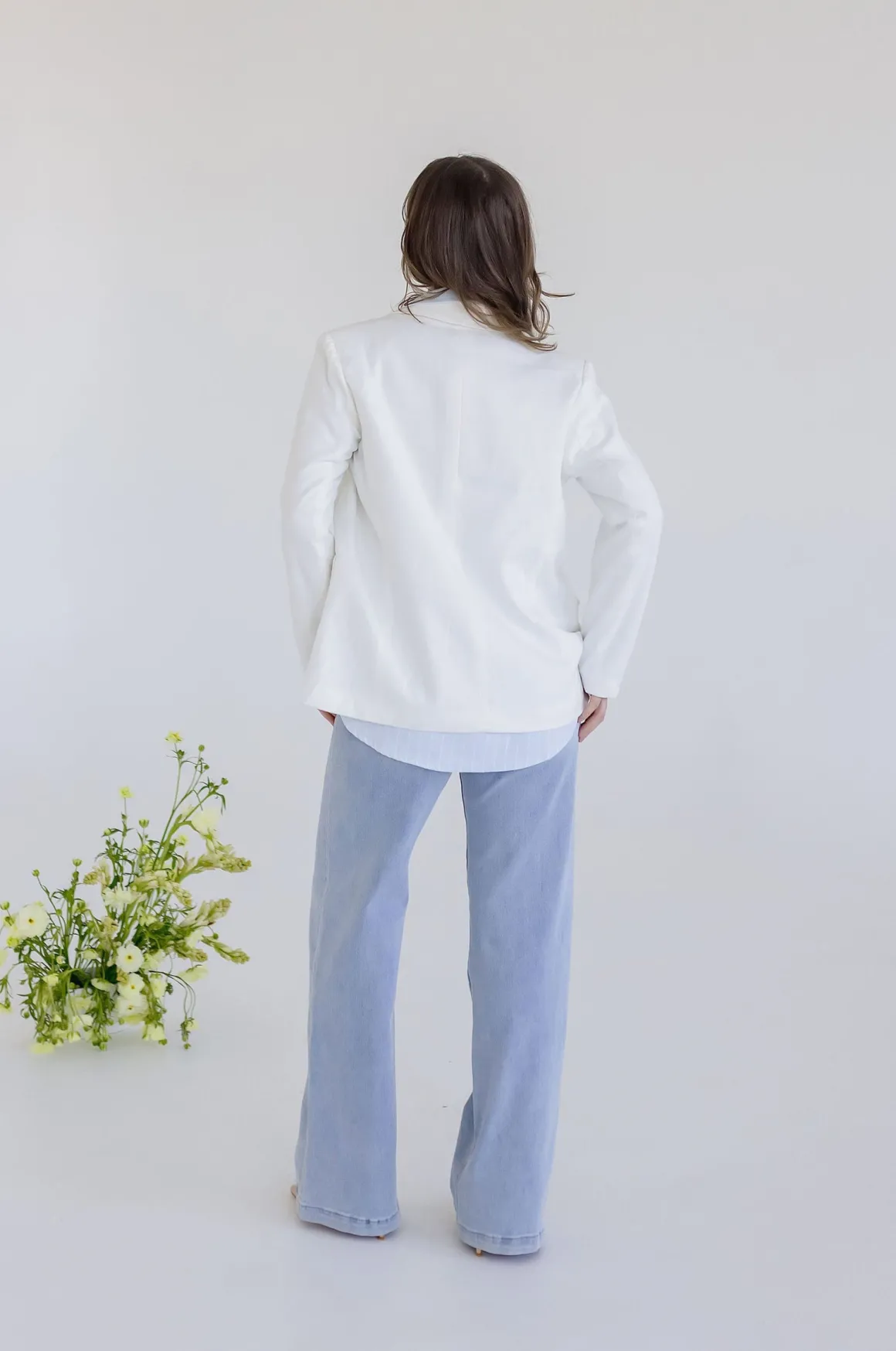 Halle Long Sleeve Notched Lapel Linen Blazer White