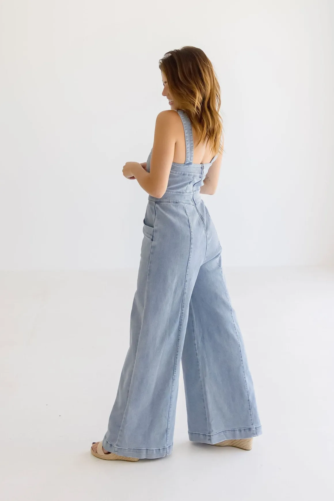 Joey Sleeveless Wide Leg Denim Jumpsuit Light Wash