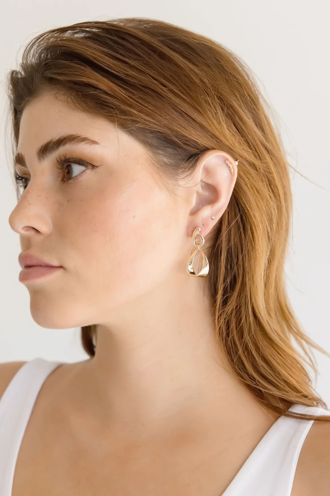 Joni Twisted Teardrop Earrings Gold