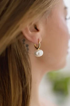 Jude Oversized Pearl Drop Earrings Gold