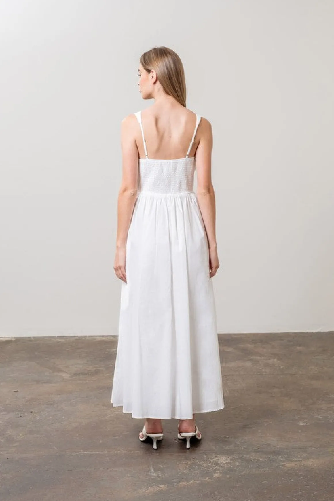 Julianne Sleeveless Pleated Front Tie Maxi Dress White