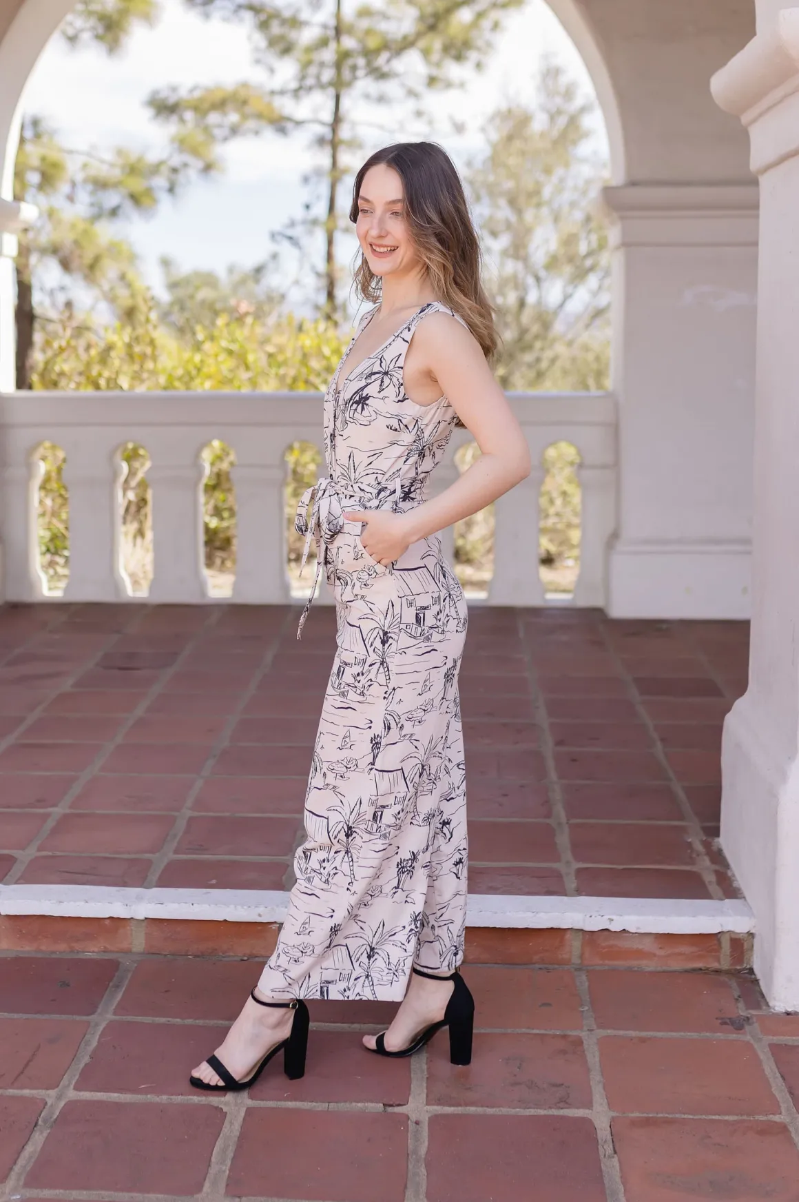 Kellan Sleeveless Waist Tie Abstract Print Jumpsuit White