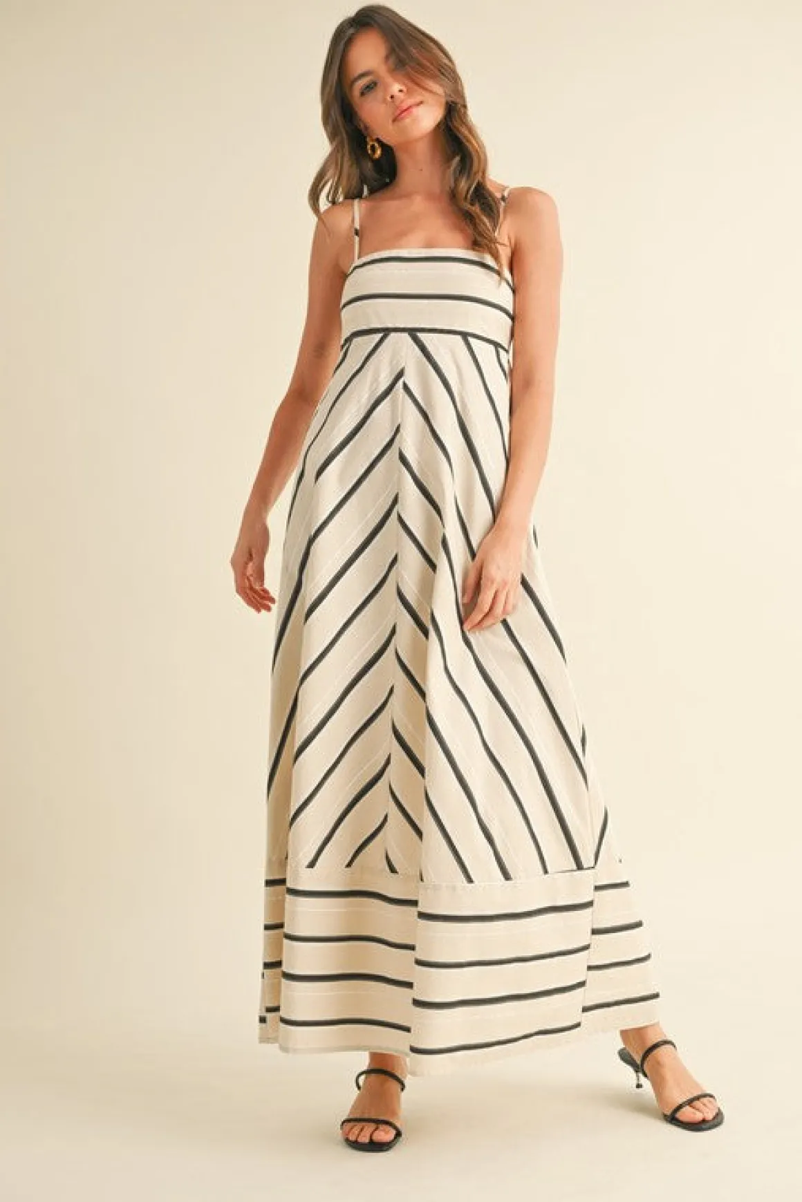 Lindsey Sleeveless Stripe Print Maxi Dress Cream