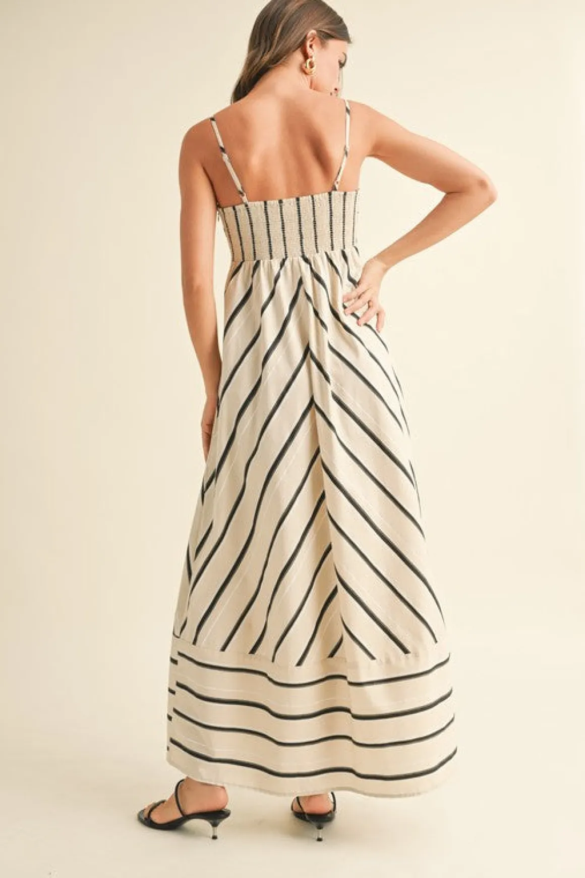 Lindsey Sleeveless Stripe Print Maxi Dress Cream