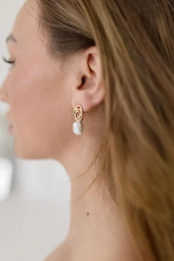 Lori Textured Drop Pearl Earrings Gold
