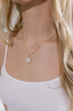 Luna Chain Link Round Charm Necklace Gold