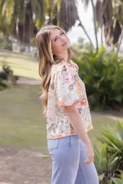 Lydia Short Puff Sleeve Floral Crochet Lace Top Sage