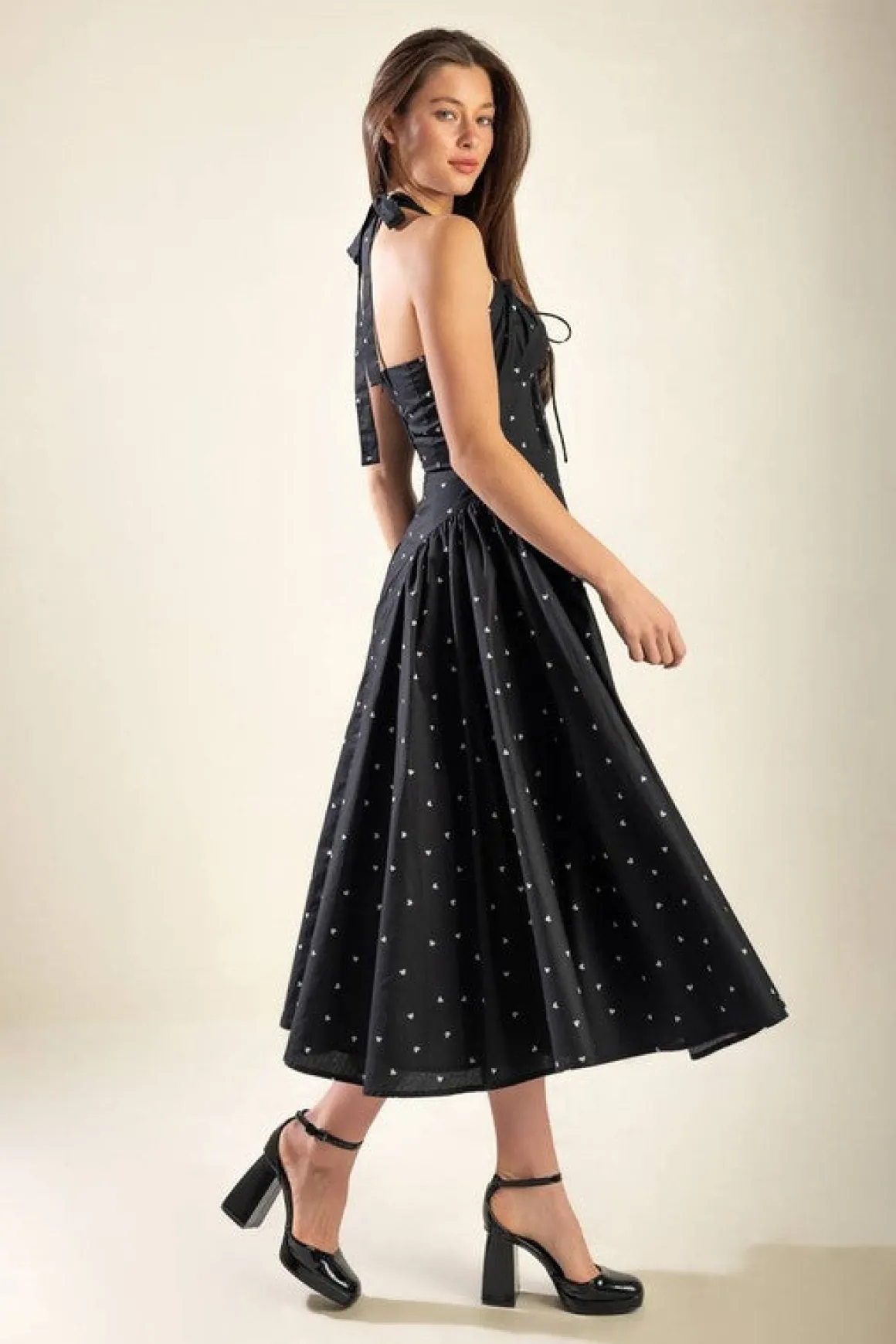 Mika Sleeveless Halter Heart Print Midi Dress Black
