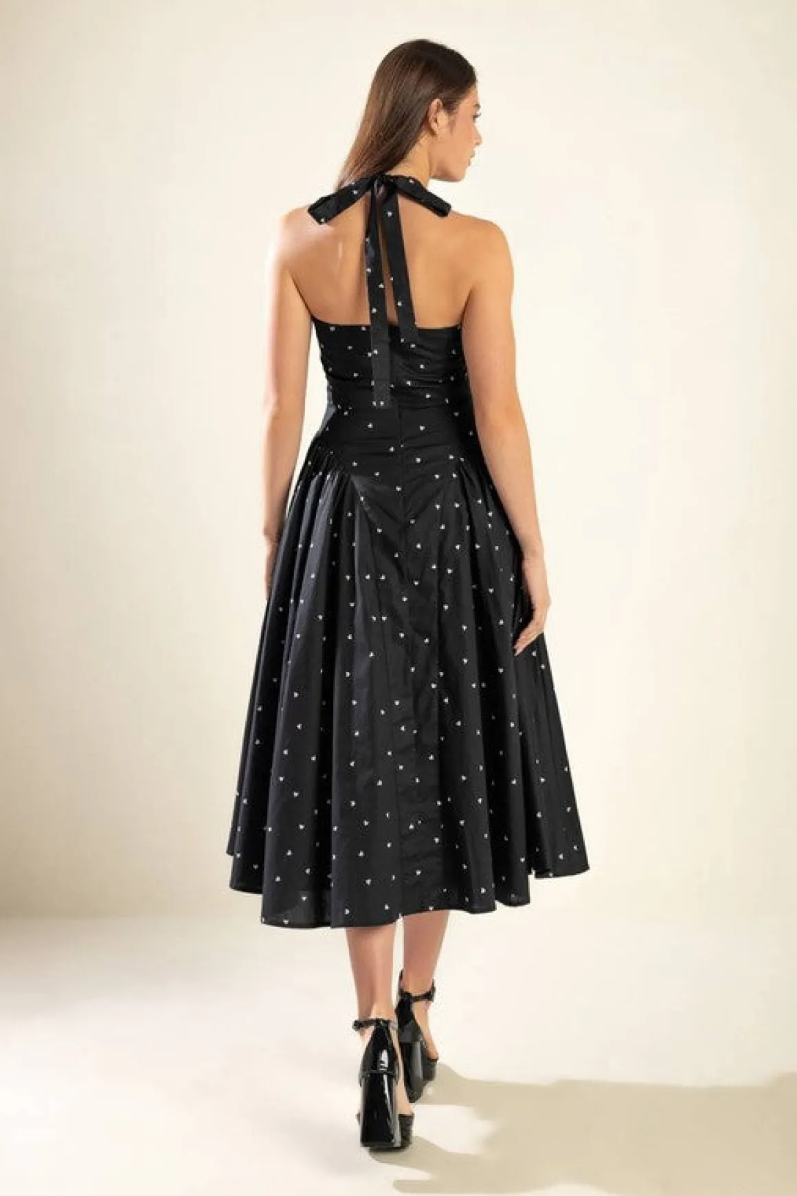 Mika Sleeveless Halter Heart Print Midi Dress Black