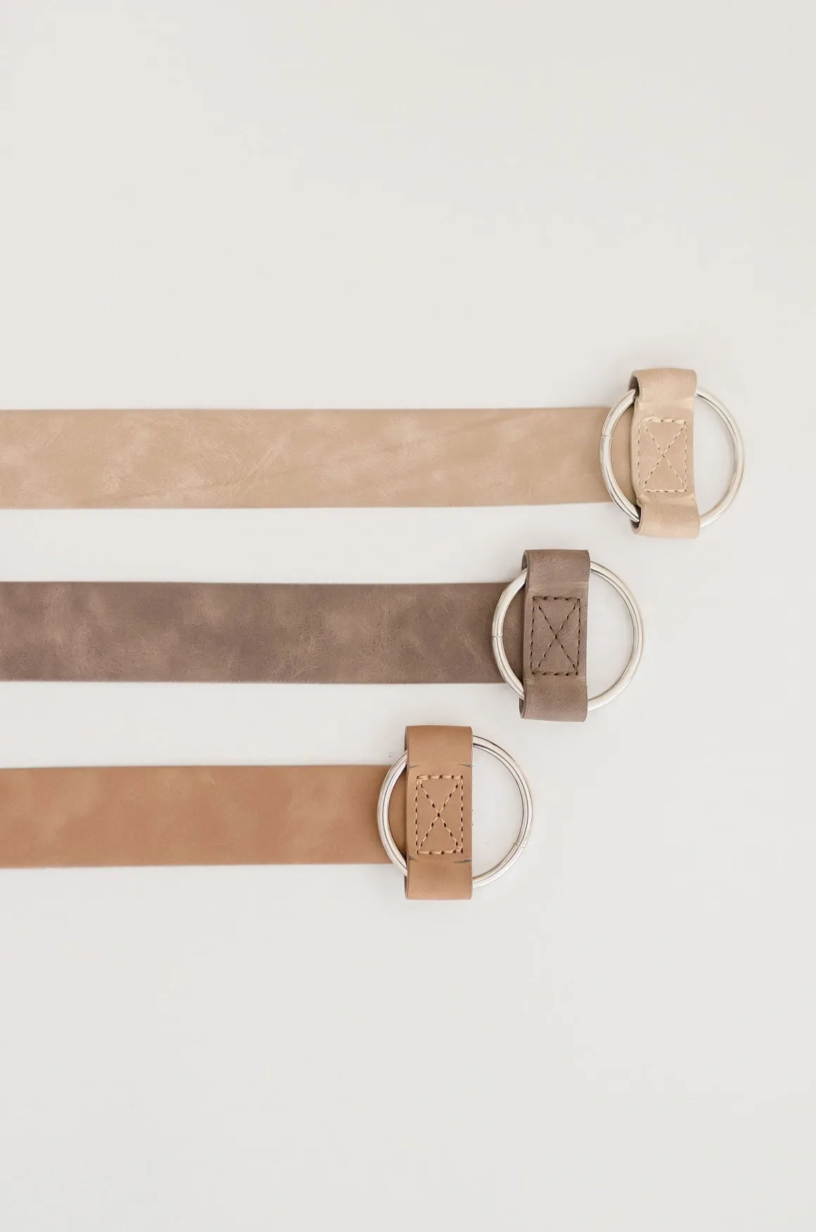 Quinn Adjustable Circle Buckle Belt Taupe
