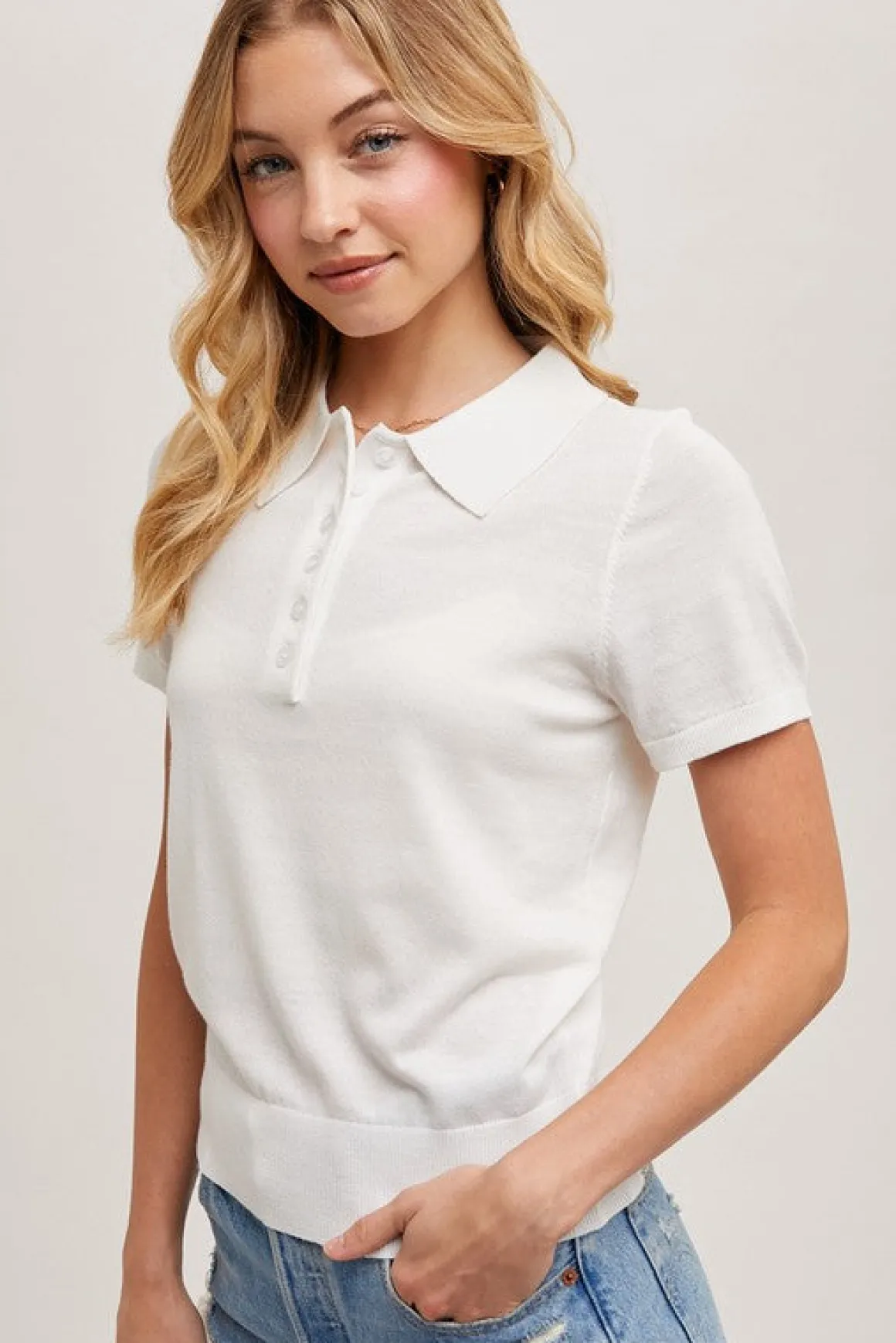 Sandy Short Sleeve Collared Knit Top White