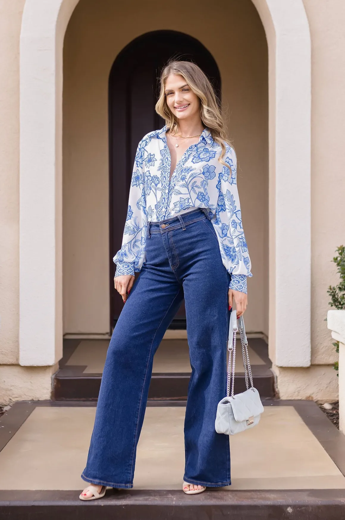 Waitlist 5/10 ♥ Elyse Long Sleeve Button Down Floral Print Top Blue