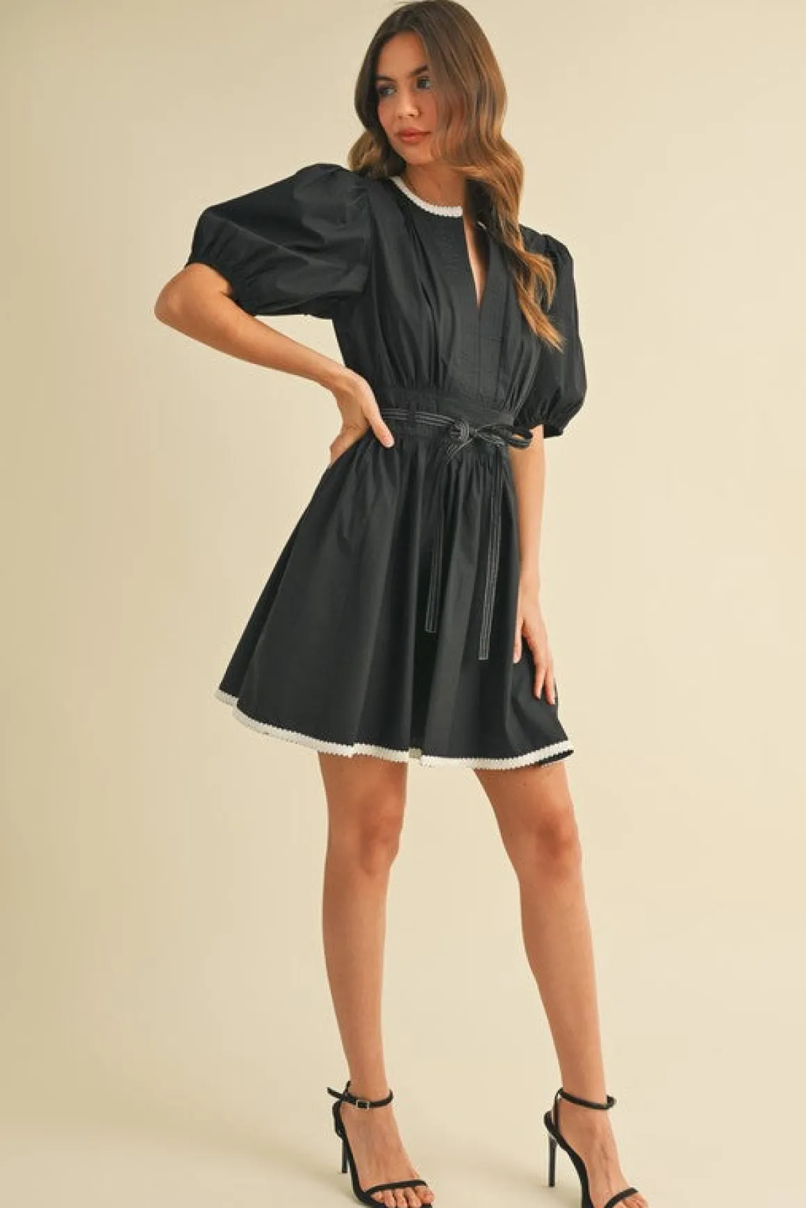 Waitlist 4/25 ♥︎ Julie Short Puff Sleeve Flared Mini Dress Black