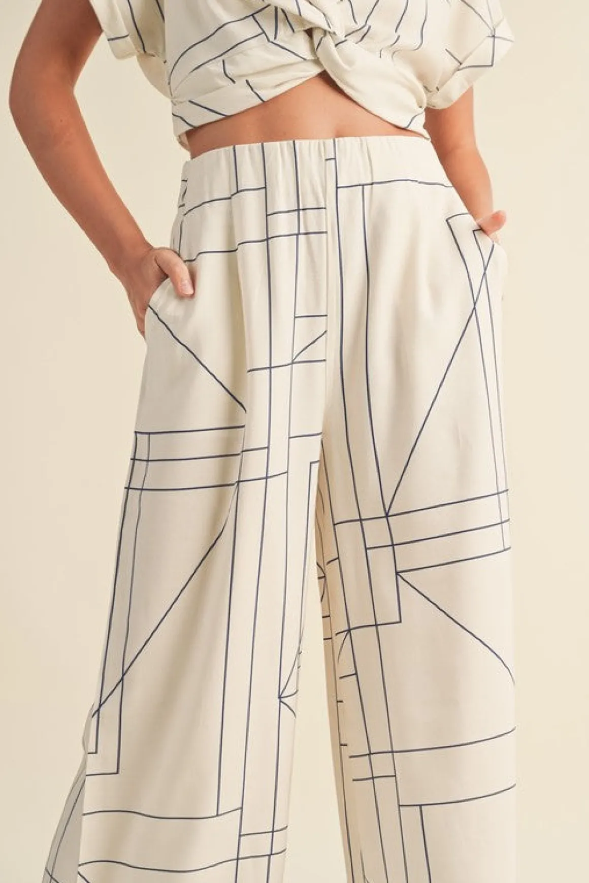 Waitlist 4/20 ♥ Justine High Waist Abstract Print Wide Leg Pants White