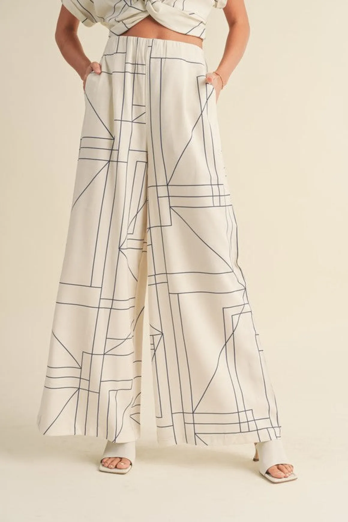 Waitlist 4/20 ♥ Justine High Waist Abstract Print Wide Leg Pants White