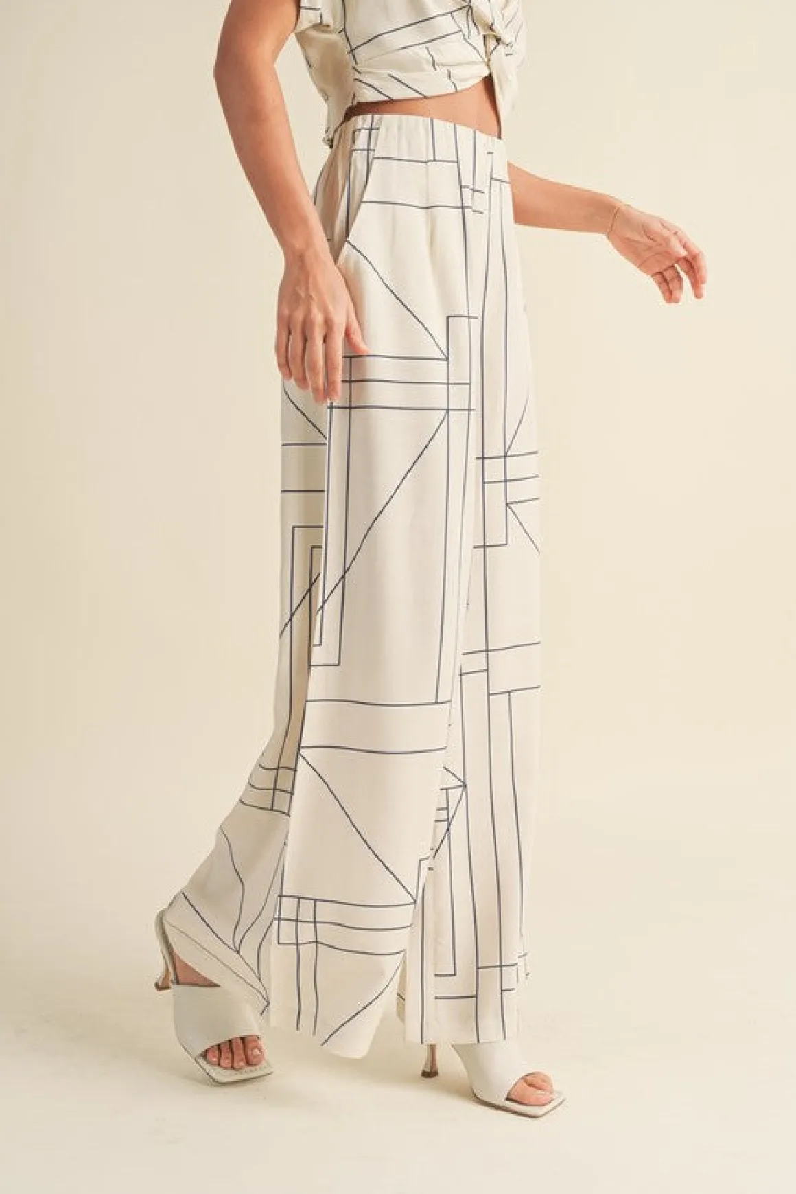 Waitlist 4/20 ♥ Justine High Waist Abstract Print Wide Leg Pants White