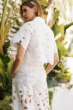 Waitlist 4/30 ♥ Perry Short Sleeve Lace Button Down Top White
