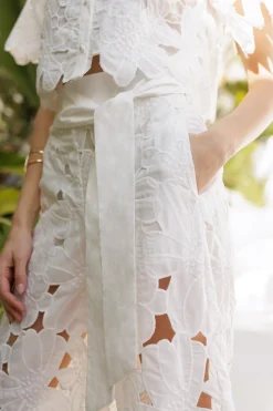 Waitlist 4/30 ♥ Piper High Tie Waist Lace Contrast Pants White